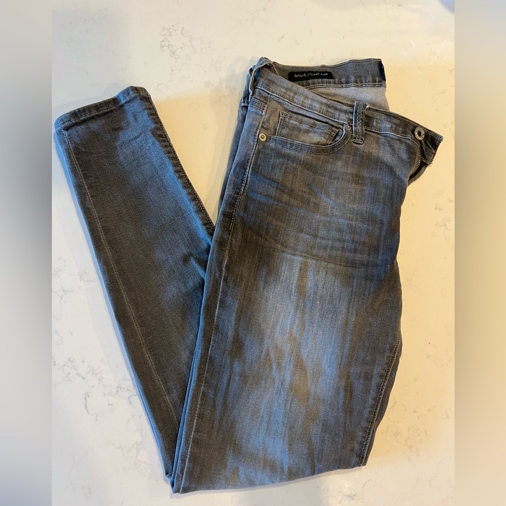 Lucky Brand black washed skinny jeans